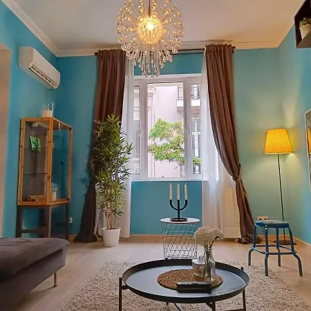 Newly Refurbished In The City Center * Sofia